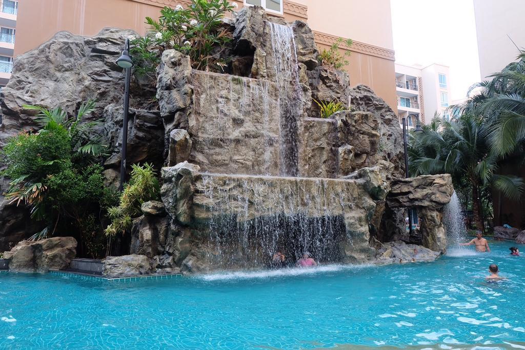 Atlantis Condo Resort Jomtian Pattaya Jomtien Beach Exterior foto